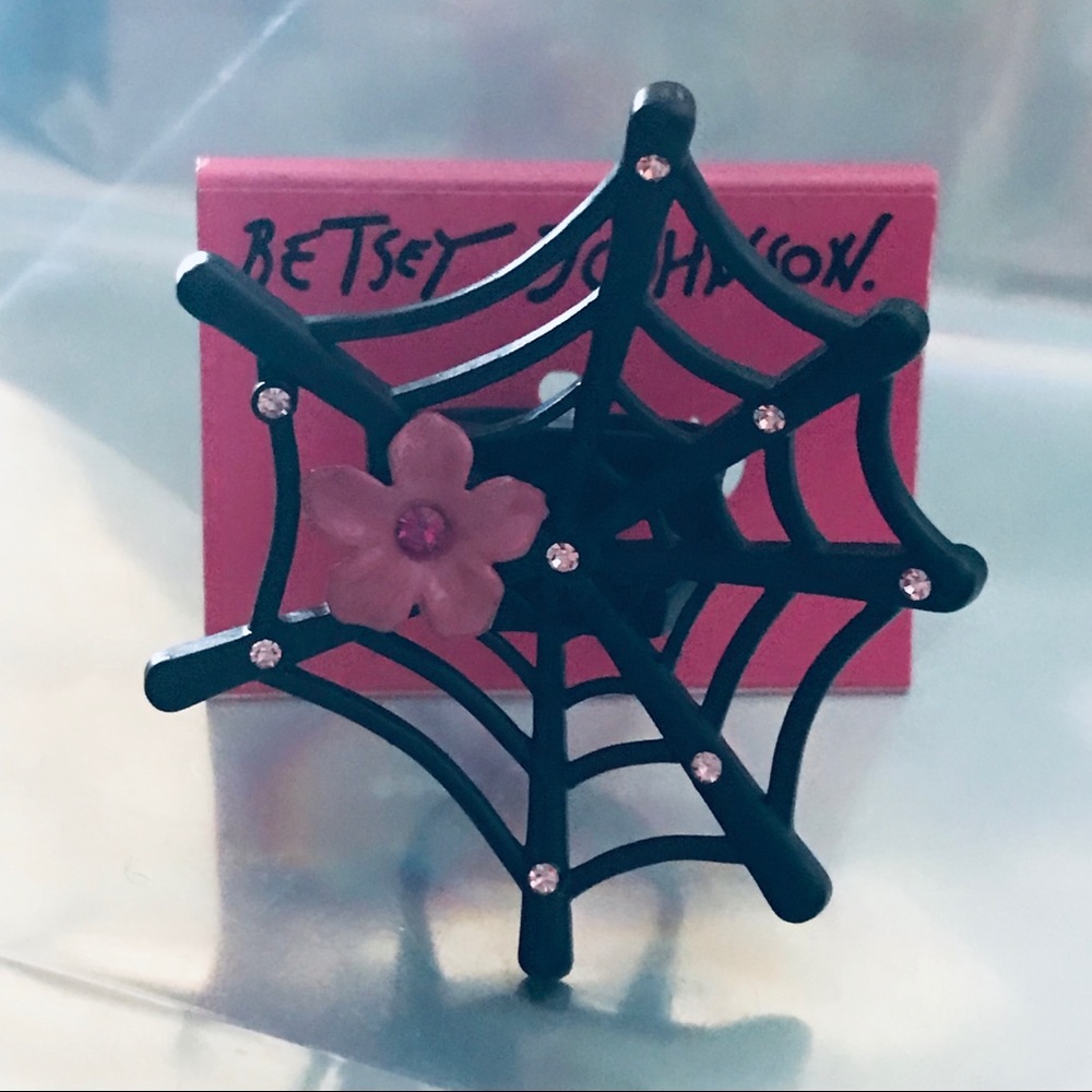 Spider ring pink flower crystal rhinestone vintage Betsey Johnson statement new - Picture 6 of 6